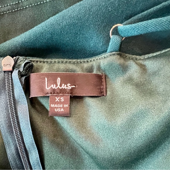 Lulu's Fitted Teal Emerald Green Mid Length Dress Straps Side Slit Extra Small - Picture 13 of 13